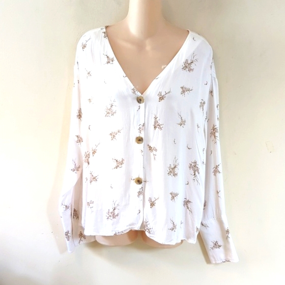 Something Navy Pretty Button Through Top L - Picture 7 of 16